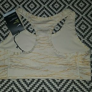 Nike Intimates & Sleepwear - 🏀SALE!!⬇BRAND NEW NIKE BRA Nike Intimates & Sleepwear - 🏀SALE!!⬇BRAND NEW NIKE BRA